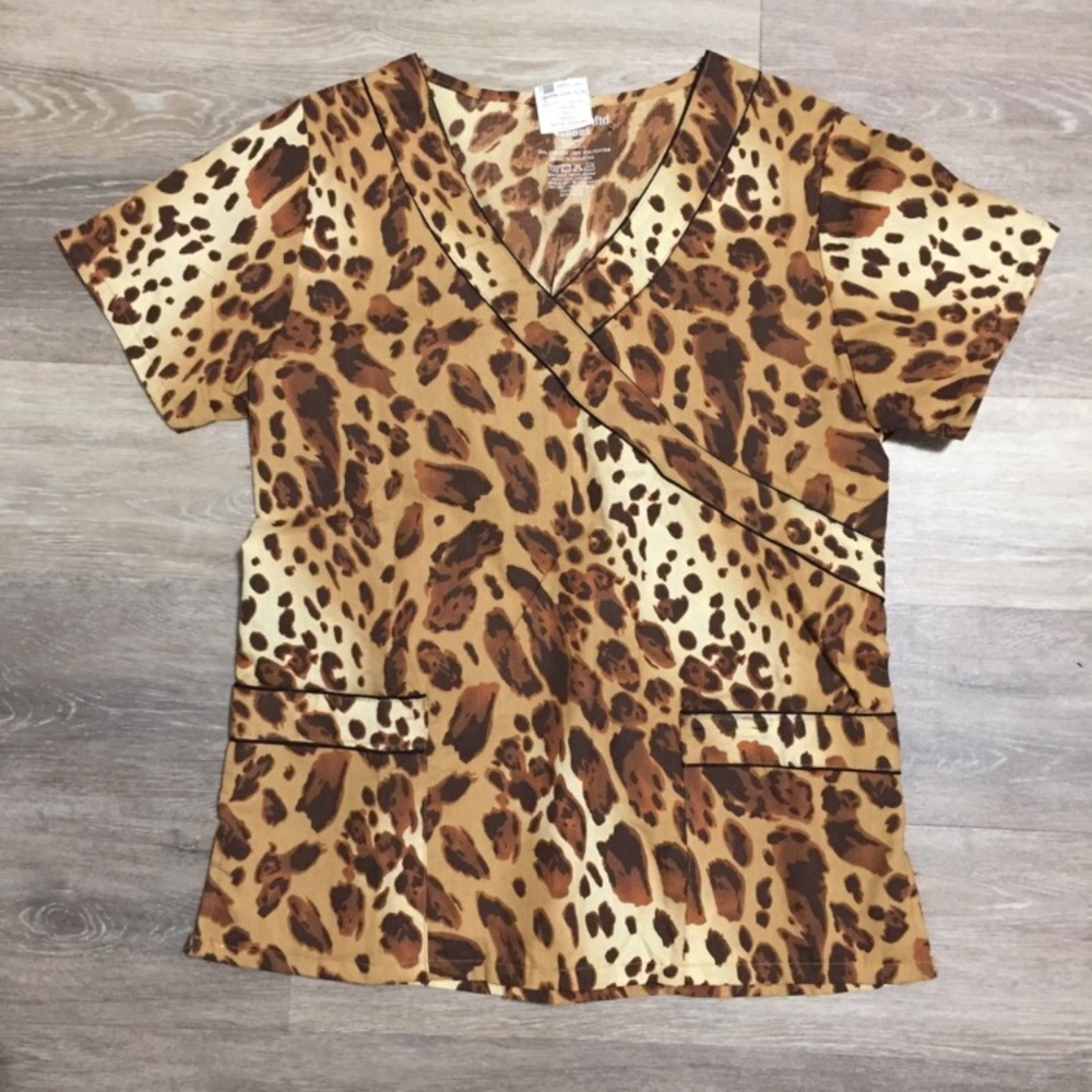 NEW Leopard Animal Print Scrubs Top